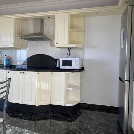 Superior In Cristianos With Sea View בית הארחה *