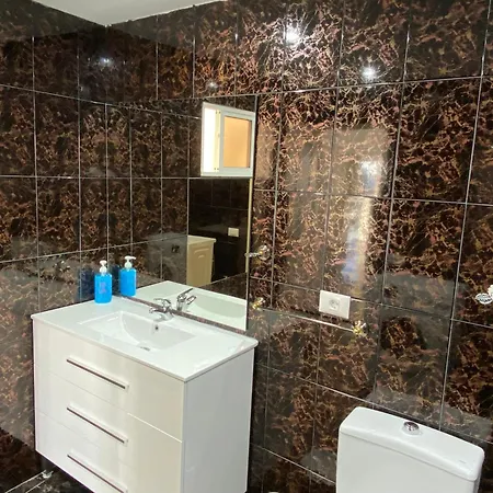 Superior In Cristianos With Sea View בית הארחה *