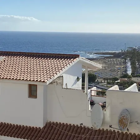 בית הארחה Superior In Cristianos With Sea View *